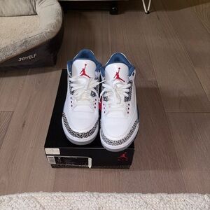Jordan 3 True Blue size 9.5